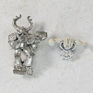 Warhammer 40K Chaos Space Marines Plasma Gun Metal Figure Games Workshop